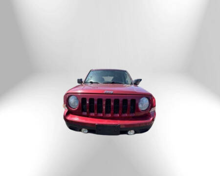 2011 Jeep Patriot for sale at R&R Car Company in Mount Clemens MI