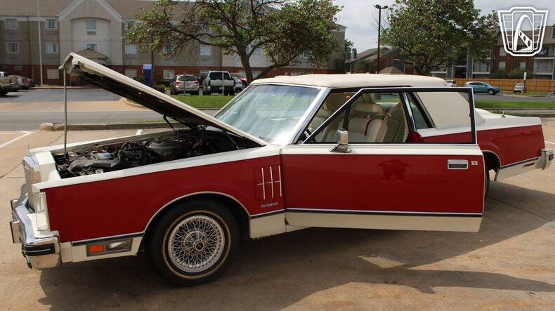 1982 Lincoln Mark VI