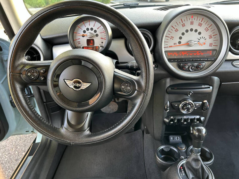 2013 MINI Hardtop Cooper