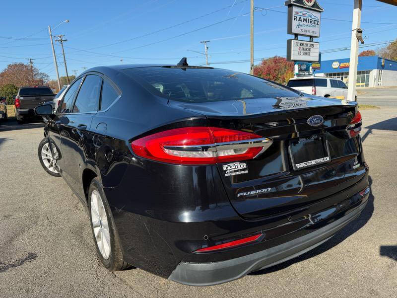 2020 Ford Fusion SE