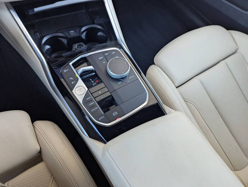 2023 BMW 3 Series 330e