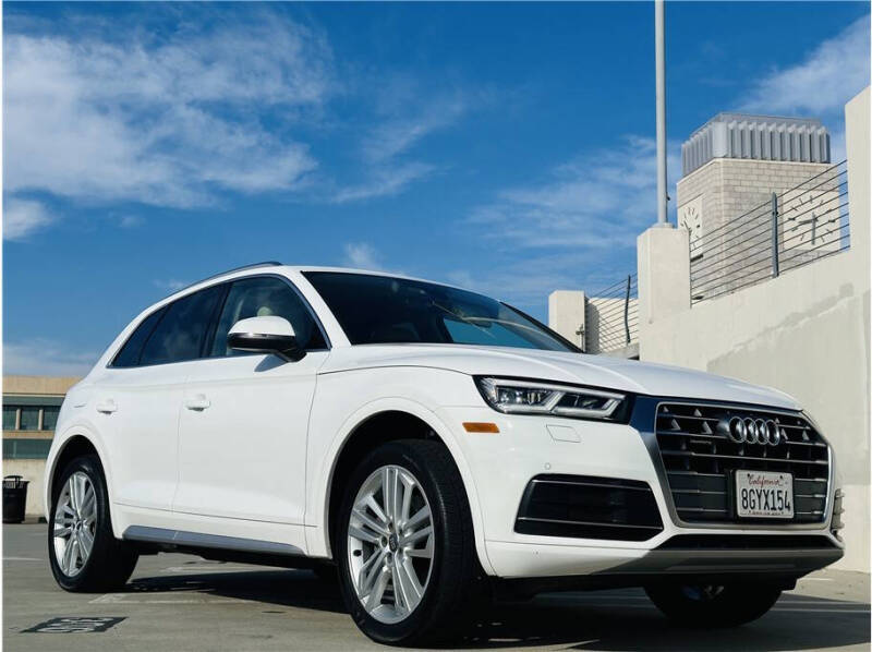 2018 Audi Q5 2.0T quattro Premium Plus