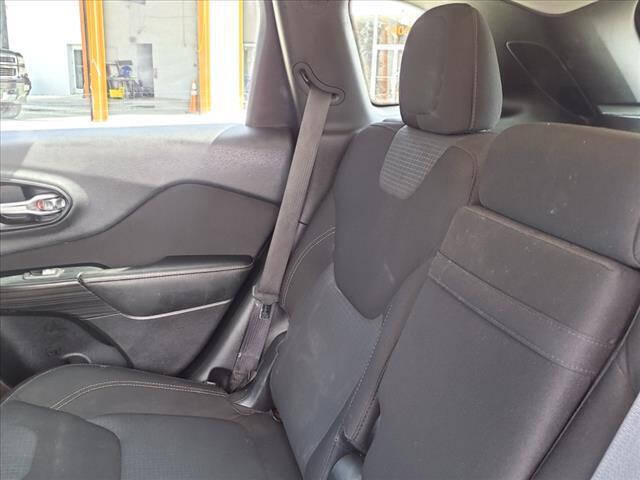 2015 JEEP Cherokee SUV / Crossover - $13,997