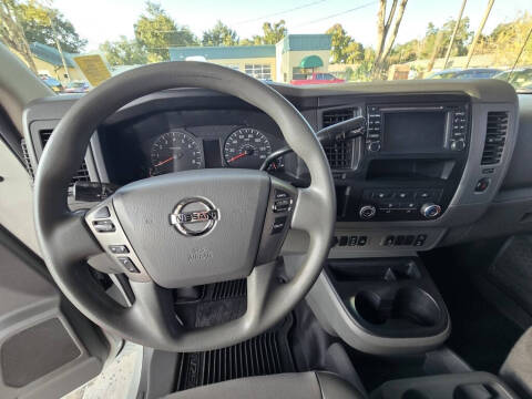 2016 Nissan NV