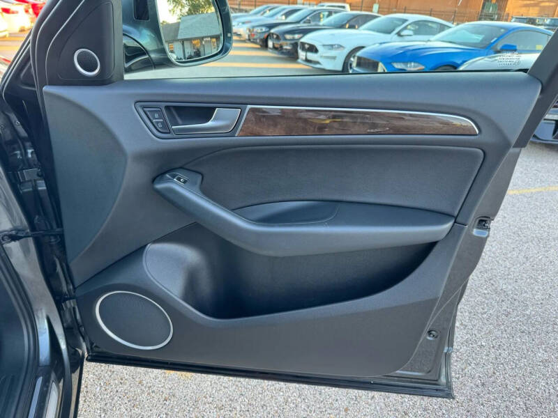 2016 Audi Q5 2.0T quattro Premium Plus