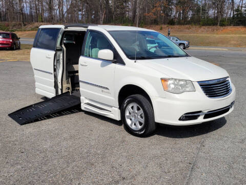 2011 Chrysler WHEELCHAIR VAN