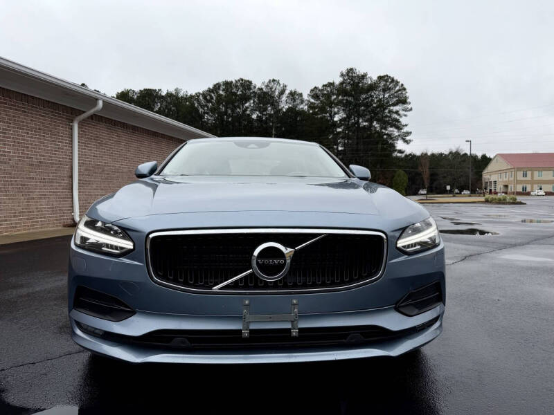 2017 Volvo S90 T5 Momentum
