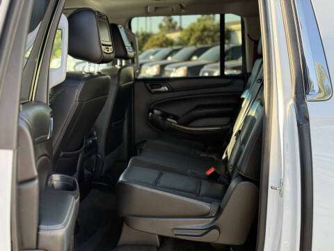 2017 Chevrolet Suburban LT