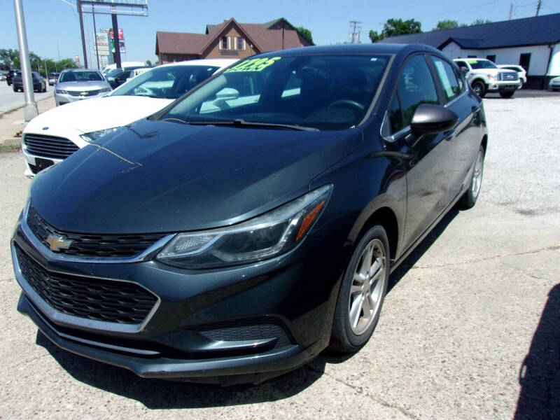2017 Chevrolet Cruze LT Auto