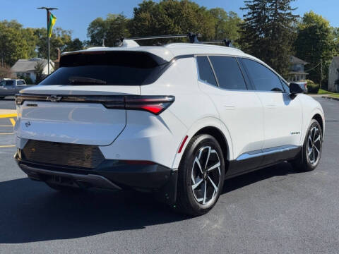 2024 Chevrolet Equinox EV LT