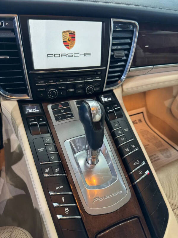 2010 Porsche Panamera