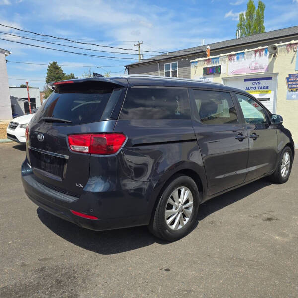 2016 Kia Sedona LX