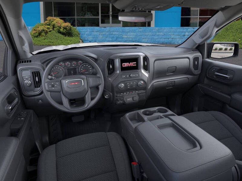 2025 GMC Sierra 1500 Pro