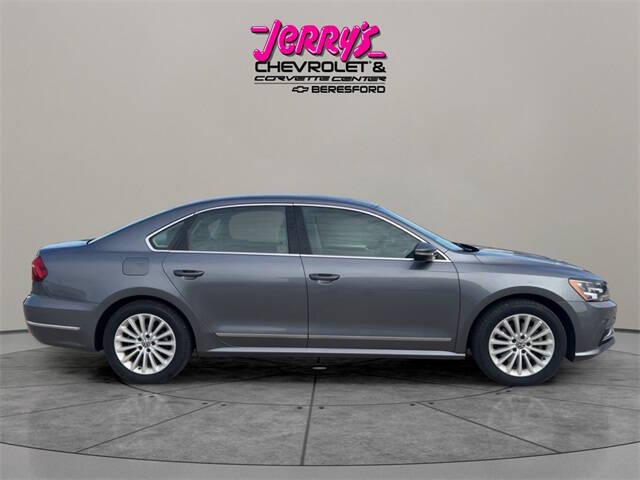 2017 Volkswagen Passat 1.8T SE