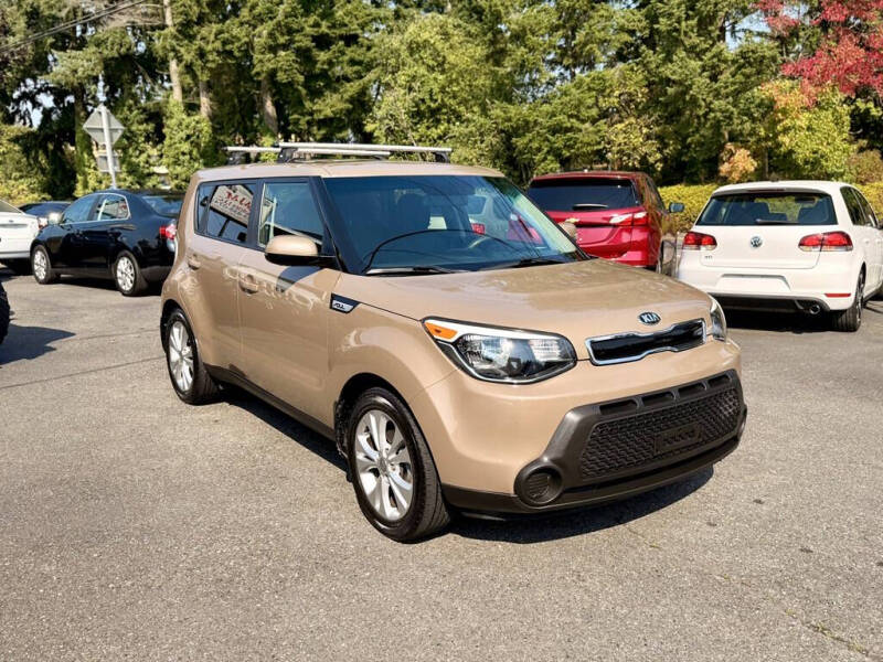 2015 Kia Soul +