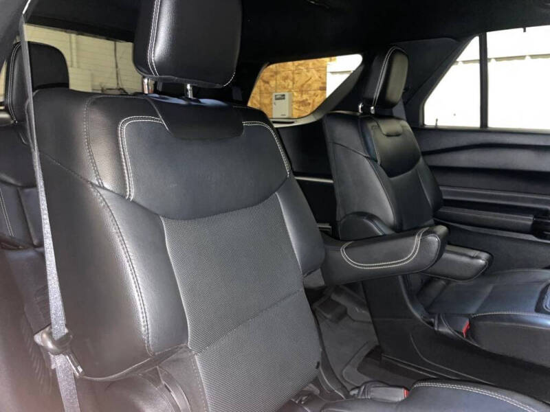 2022 Ford Explorer ST