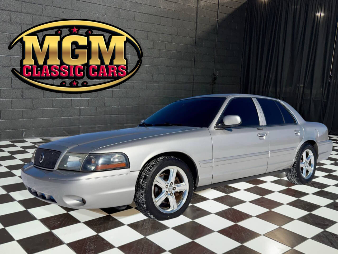 2003 Mercury Marauder Base 4dr Sedan 