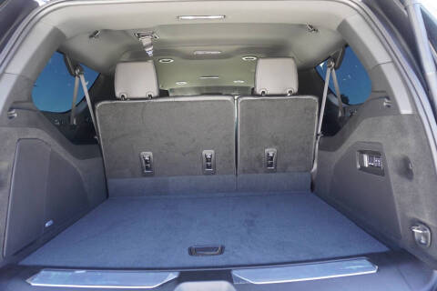 2025 Cadillac Escalade ESV Luxury