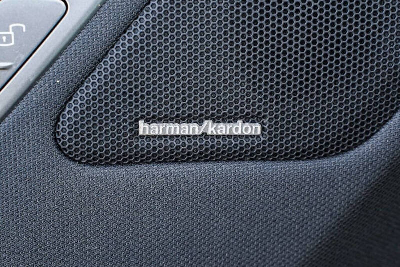 2025 BMW iX xDrive50