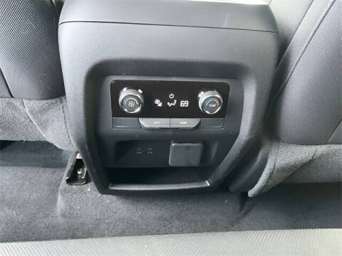 2024 Chevrolet Traverse LS