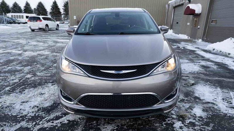 2018 Chrysler Pacifica Touring Plus