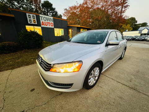 2014 Volkswagen Passat for sale at Town Auto in Chesapeake VA