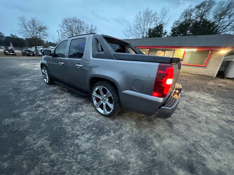 2009 Chevrolet Avalanche LTZ