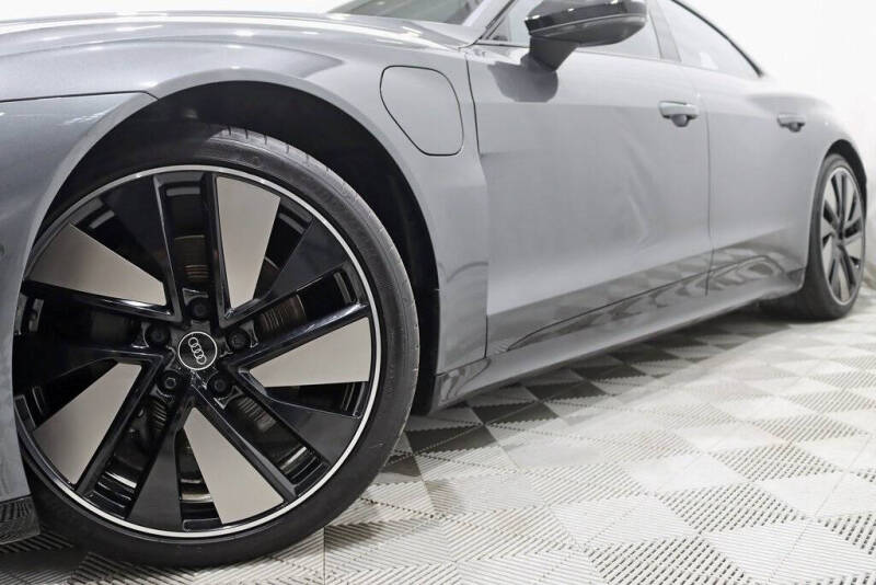 2023 Audi e-tron GT quattro Prestige