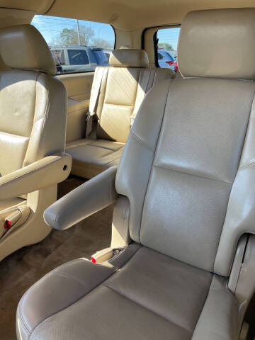 2013 Chevrolet Suburban LTZ