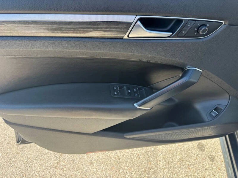 2016 Volkswagen Passat