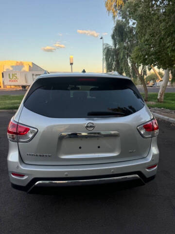 2016 Nissan Pathfinder SV