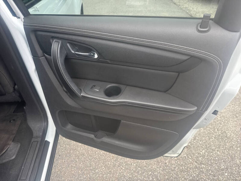 2016 GMC Acadia SLE-1