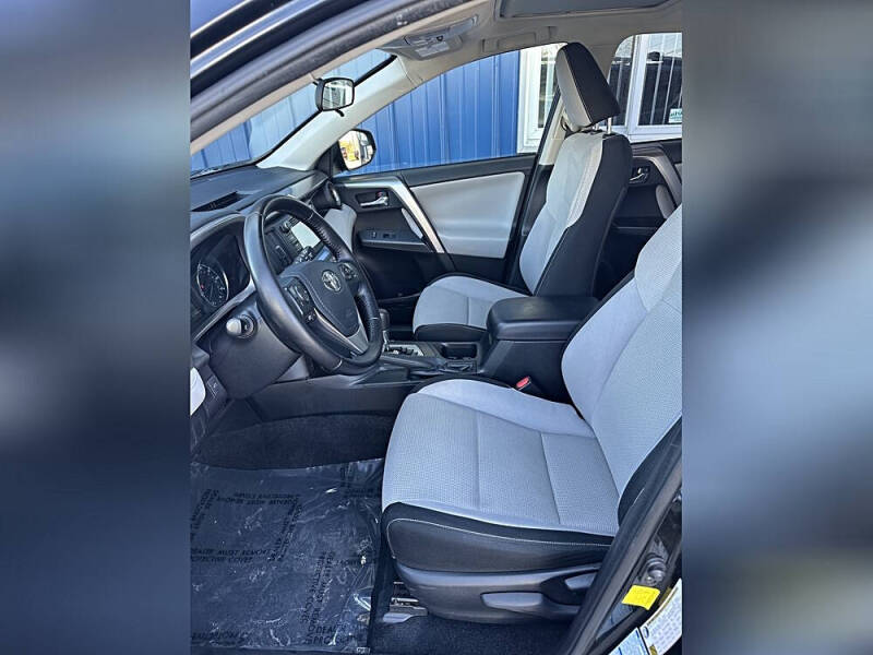 2016 Toyota RAV4 Hybrid XLE