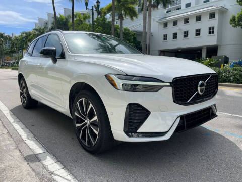 2023 Volvo XC60 B5 Plus Dark Theme