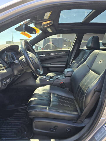 2017 Chrysler 300 S