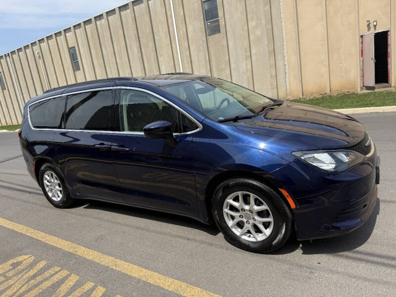 2020 Chrysler Voyager LXi