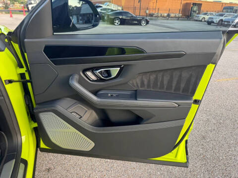 2022 Lamborghini Urus