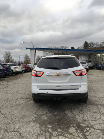 2017 Chevrolet Traverse LT