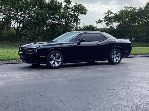 2019 Dodge Challenger SXT