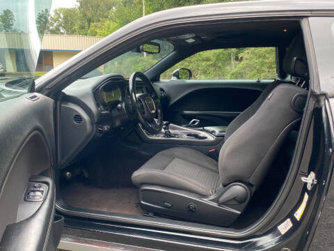 2018 Dodge Challenger SXT