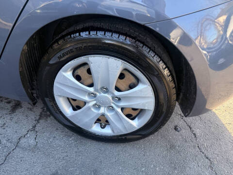 2016 Kia Forte5 LX