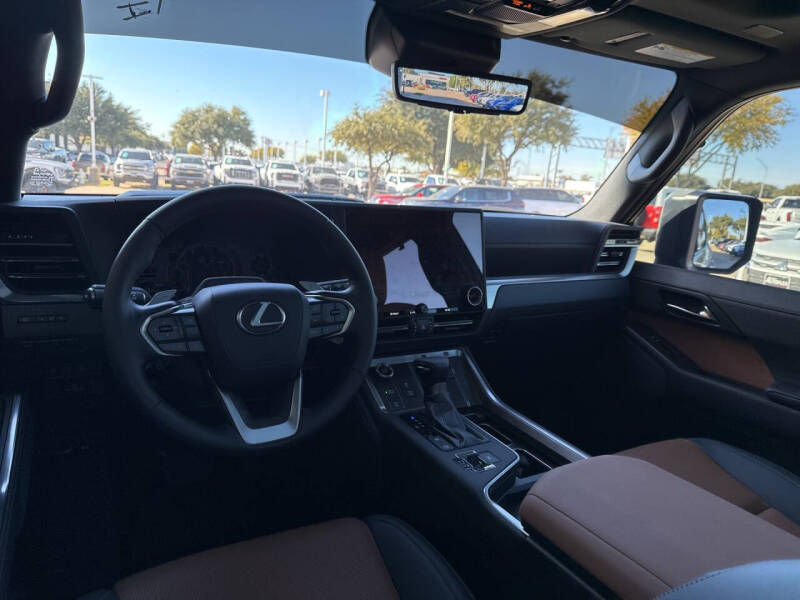 2025 Lexus GX 550 Luxury+