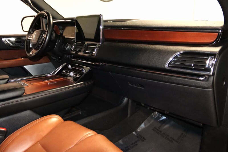 2020 Lincoln Navigator L Reserve