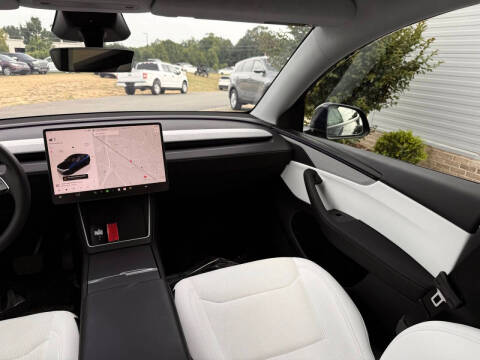 2026 Tesla Model Y Premium