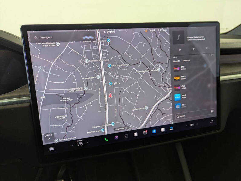 2023 Tesla Model X Standard Range