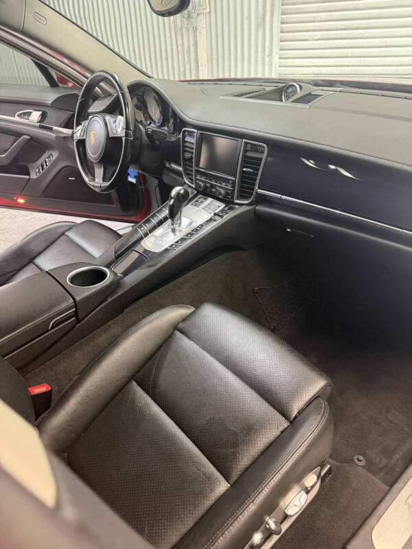 2015 Porsche Panamera