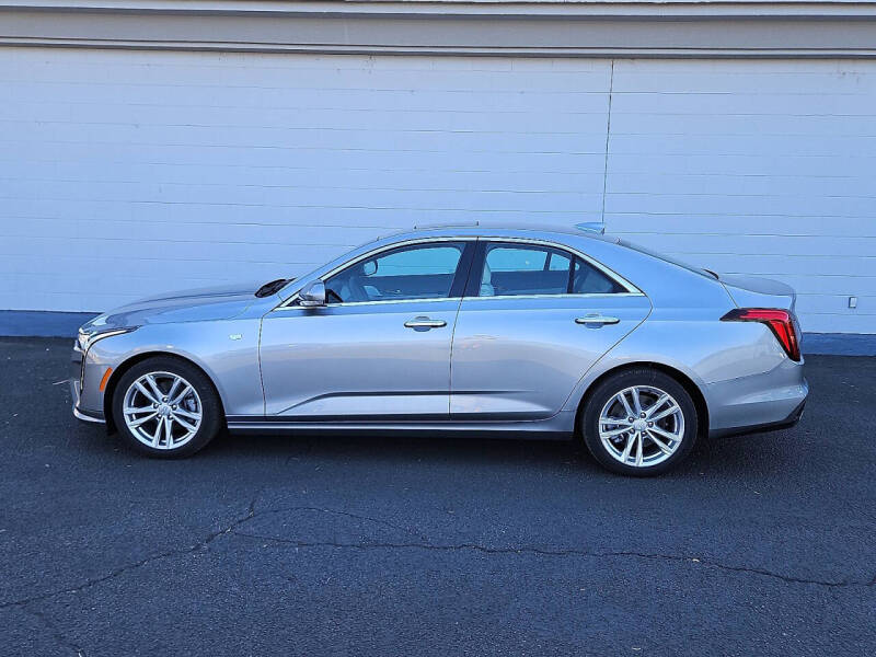 2026 Cadillac CT4 Luxury