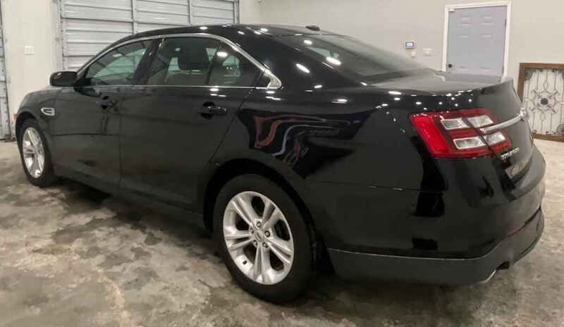 2016 Ford Taurus SEL