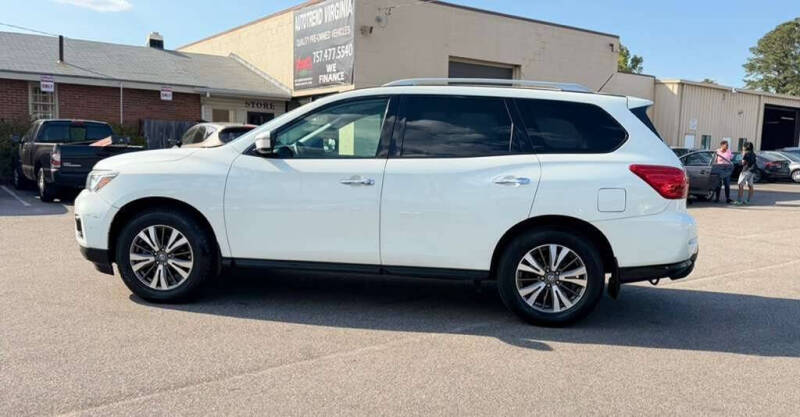 2017 Nissan Pathfinder S