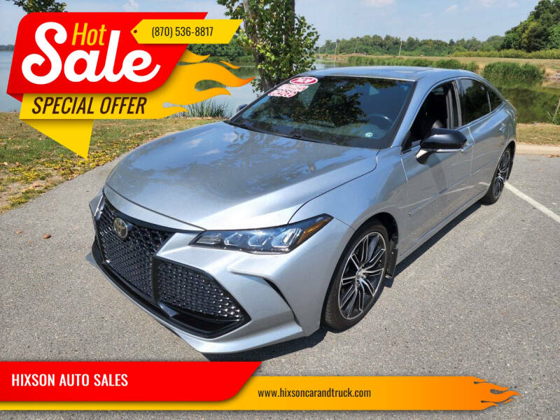 2020 Toyota Avalon XSE's photo